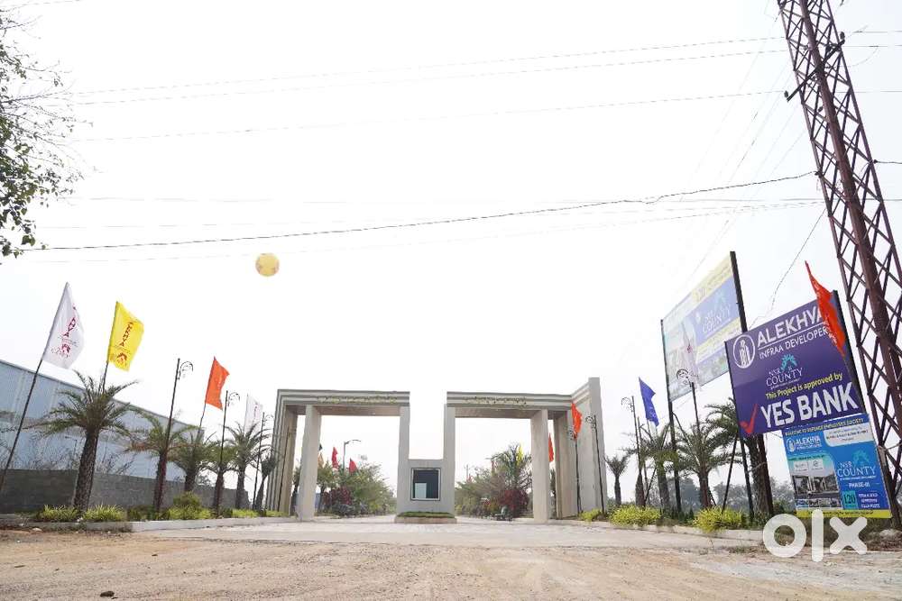 Mumbai Highway facing at Peddapur RRR just 1km Geted Community Venture