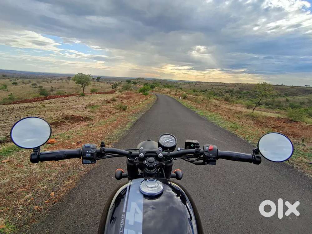 JAWA FOURTY TWO DUAL CH ABS