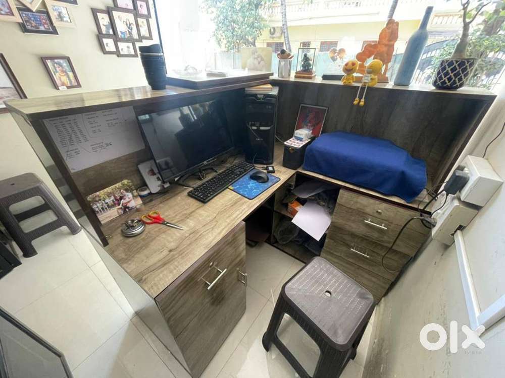 4x4 Counter table & computer table