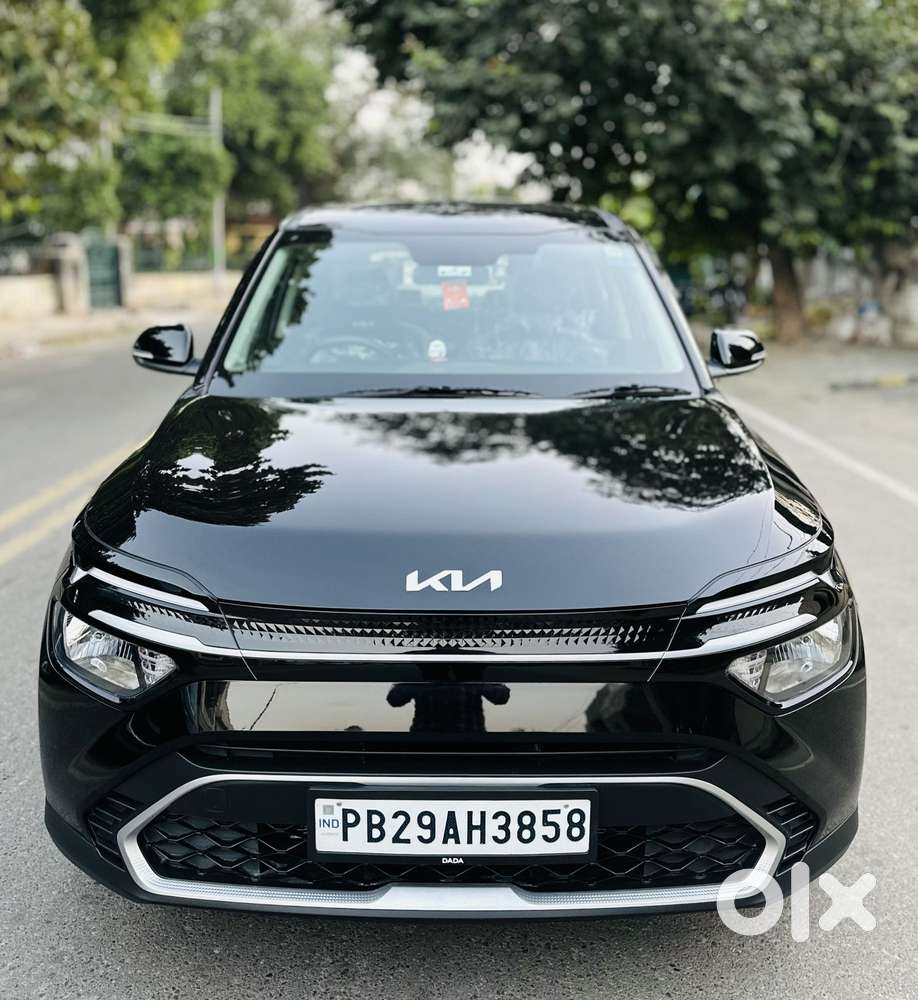 Kia Carens, 2025, Petrol