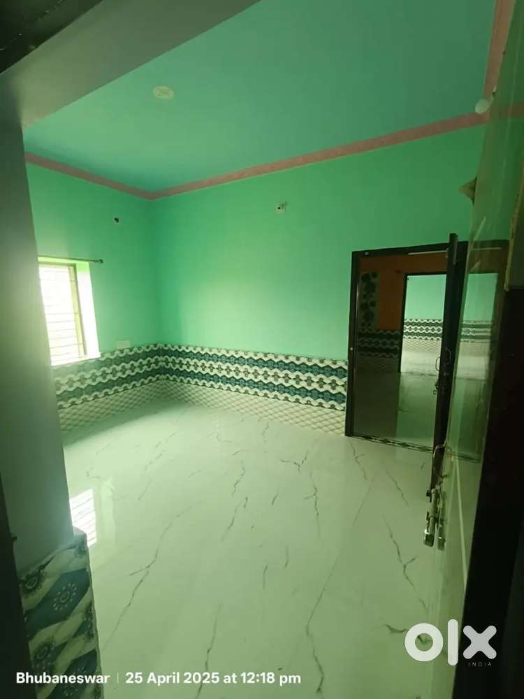 3BHK house available near AMBER showroom samantrapur only@11000