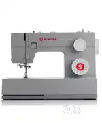 Singer 4423 Sewing Machine Heavy duty only 3 month