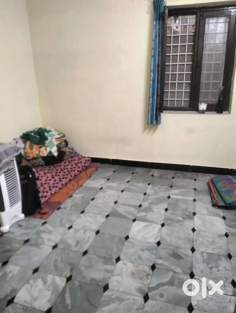 Female maid required for cooking