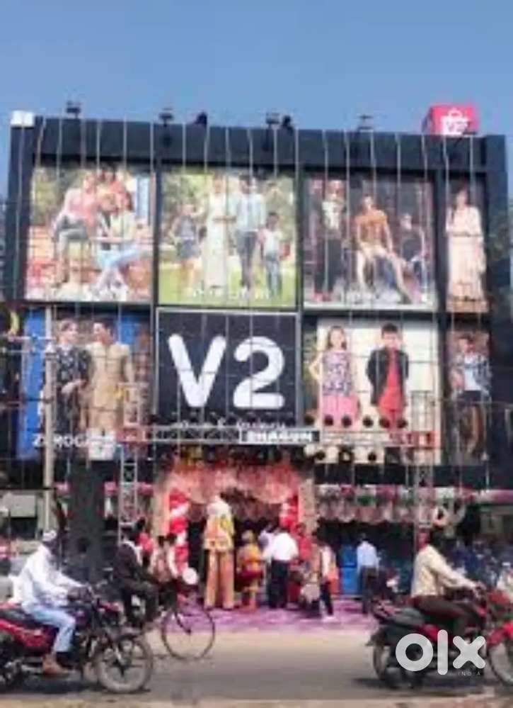 Urgently requirements in shopping mall v2 girls and boys now apply