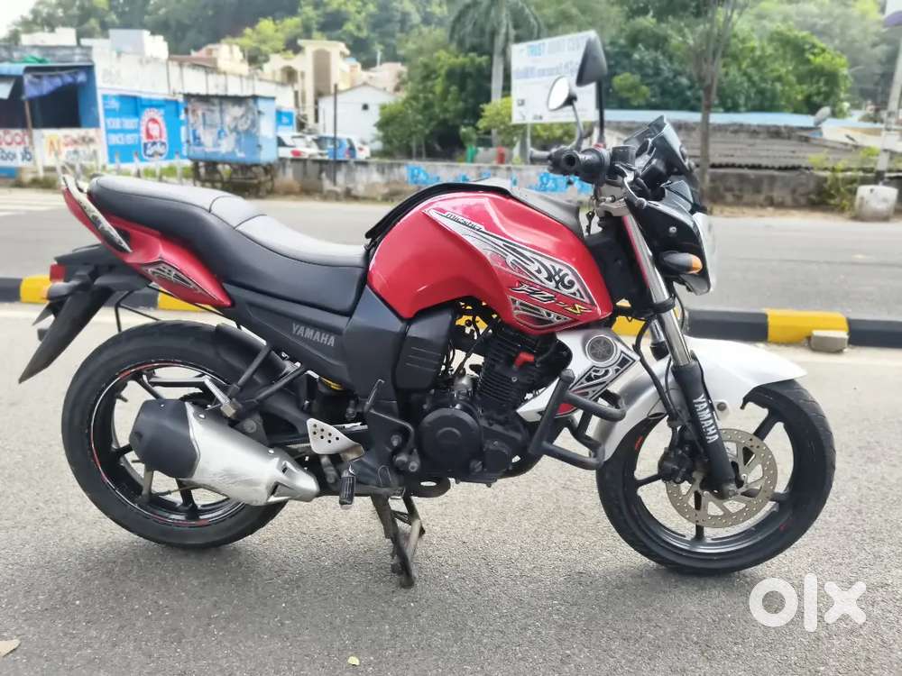 Yamaha FZ 2015
