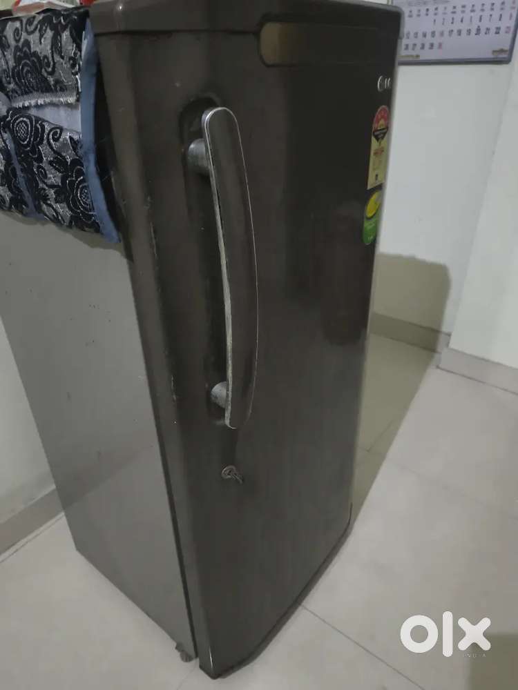 LG fridge 215 ltr