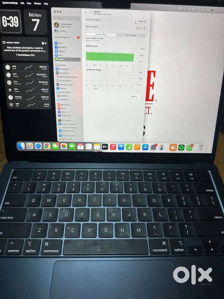 Macbook M4