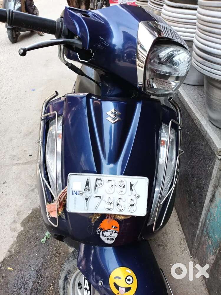 Suzuki access 125cc Blue colour scooty