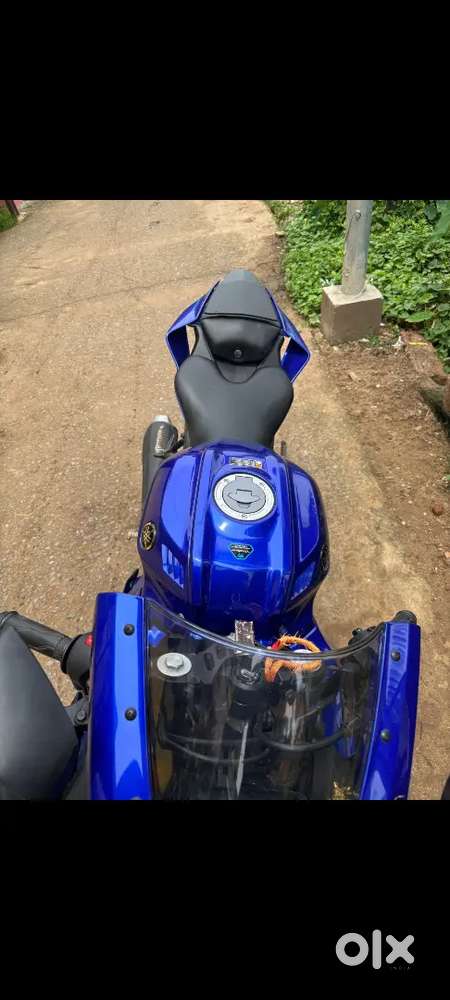 Very good condition and with quick shifter gear box
