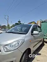 Hyundai i10 2011 Petrol Well Maintained price bit negotiable