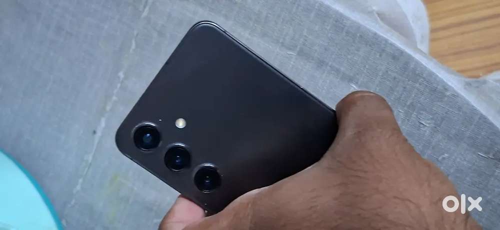 Samsung s24. 256 8GB