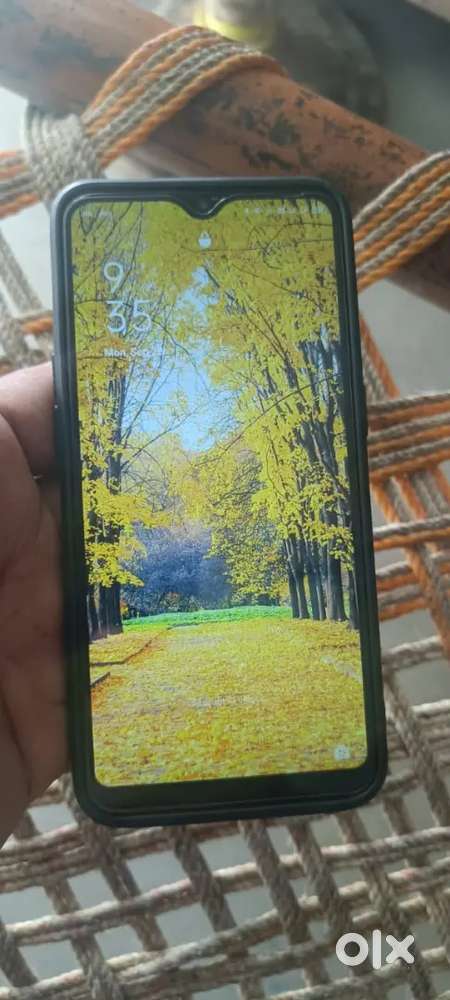 Realme 2pro 4=64 tuch problem hai