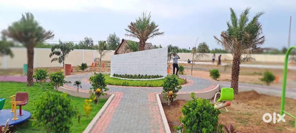 GATTED COMMUNITY PLOTS - WORLD CLASS AMENITIES - PRIME LOCATION