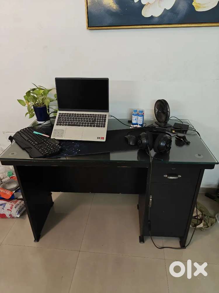 Study table / Computer table