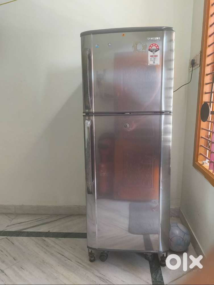 Samsung Double-door fridge