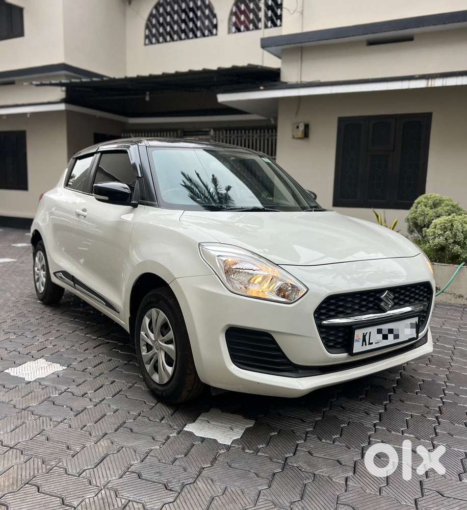 Maruti Suzuki Swift VXI Optional, 2022, Petrol