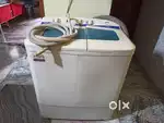 Godrej semi automatic washing machine