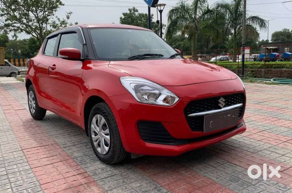 Maruti Suzuki Swift 1.2 VXI (O), 2023