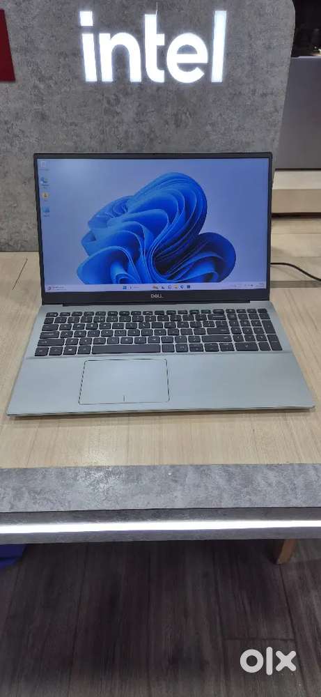 Dell inspiron- 10th Gen with SSD