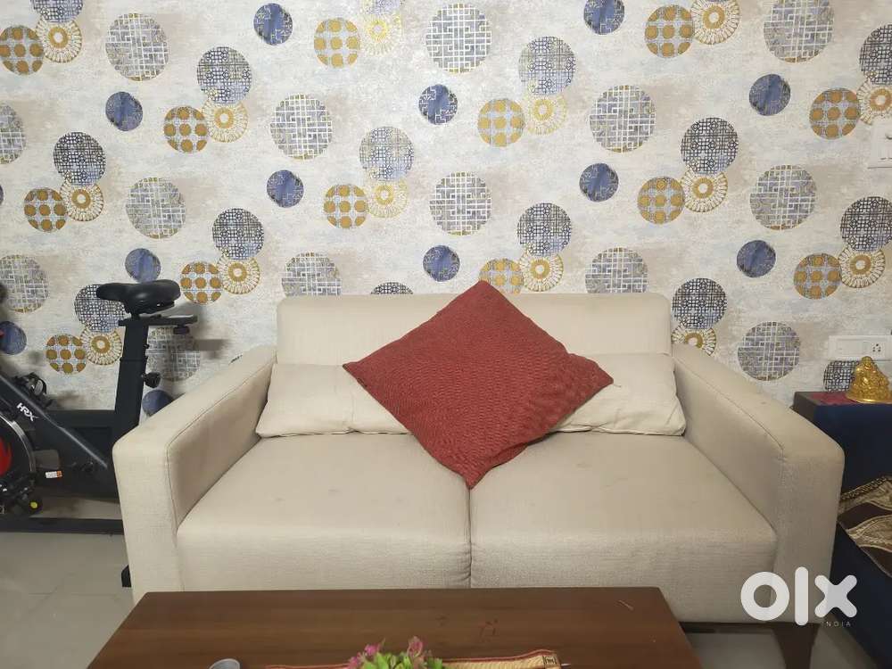 Cream colour 3-Seater Sofa Set - Excellent Condition!