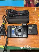 Sony camera model Dsc~HX9V ,16.2 MP ,with Sony G lens optical zoom