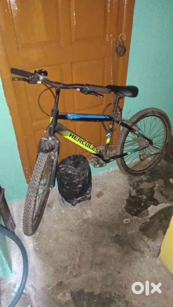 Selling low price