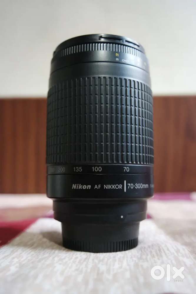 Nikon 70-300mm f/4-5.6G AF Zoom Nikkor Lens