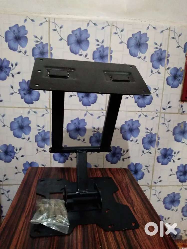 Rotating tv stand