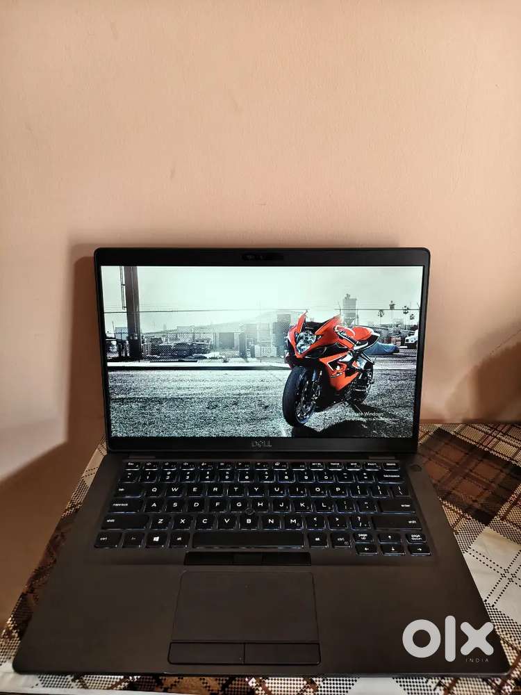 Dell latitude 5400 i7-8thGen 16GB RAM 256gb ssd