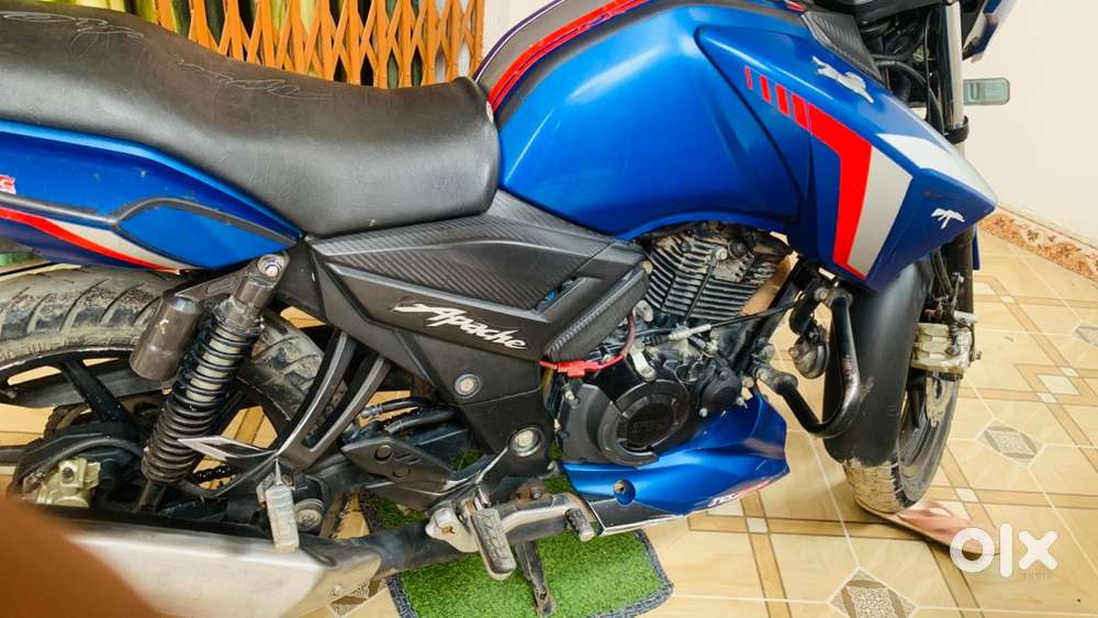 Makkhan ki tarah chalti he or Badi Bike lena he