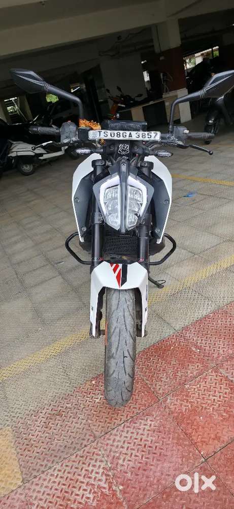 KTM Duke 390 BS IV