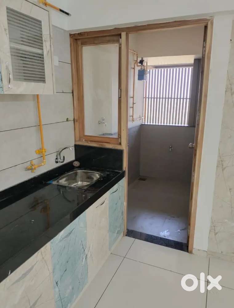 Gandhinagar Raysan  Capital crown nr metro stn