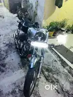 गाड़ी बेचनी है घर में जगह की परेशानी है