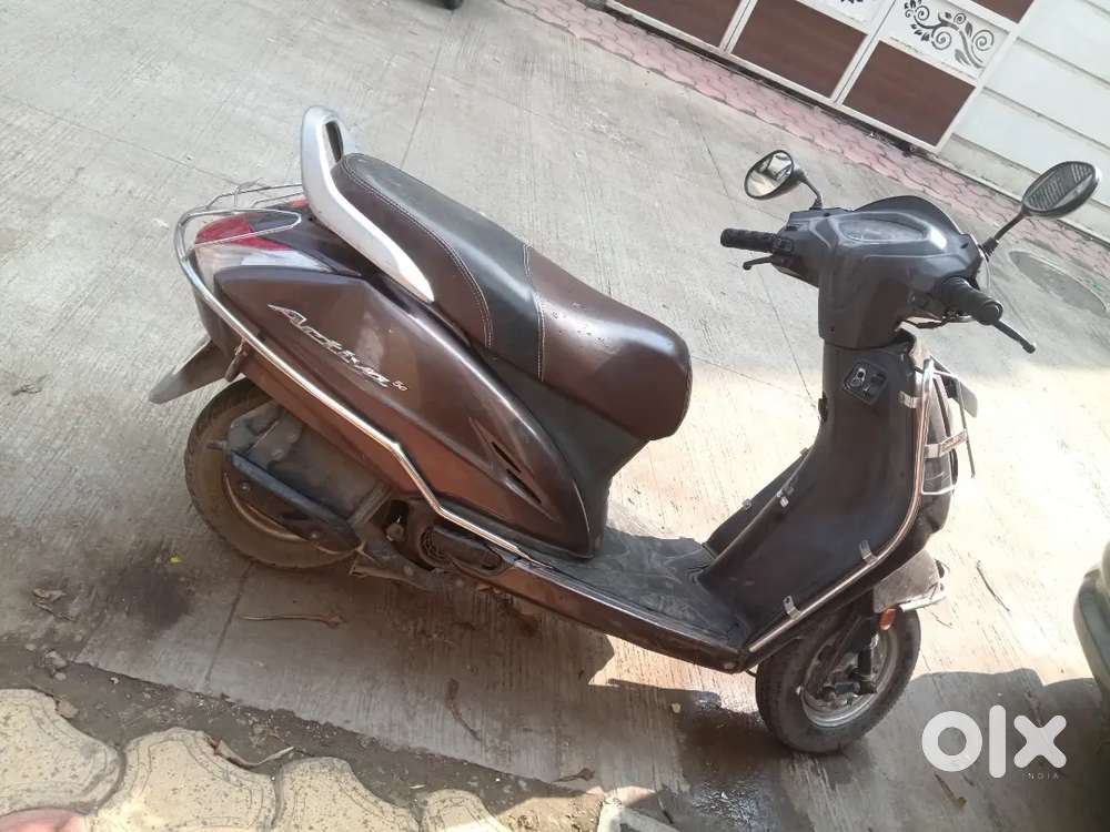 Activa 5g sell good condition