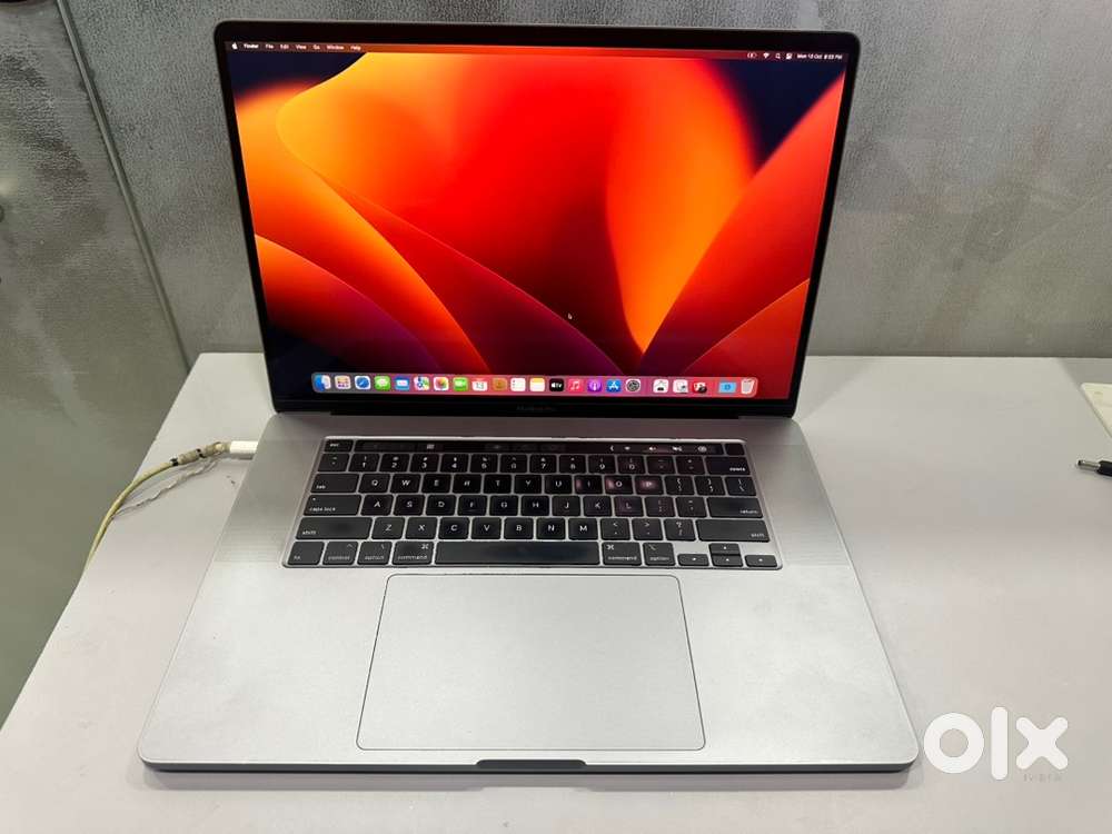 Macbook pro A2141 with 8gb Graphics