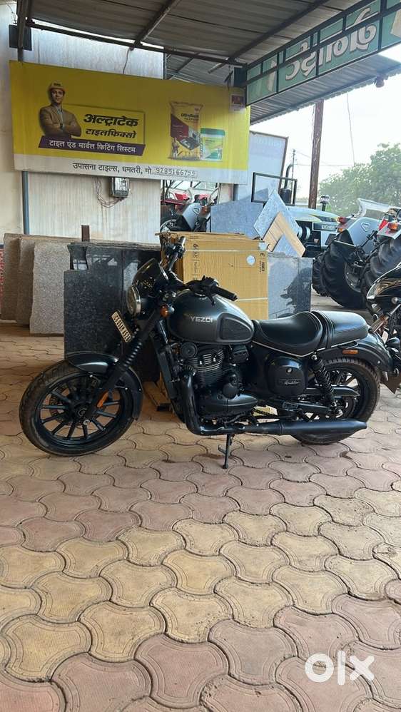 Roadster Bike