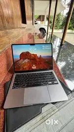 Apple MACBOOK AIR M2