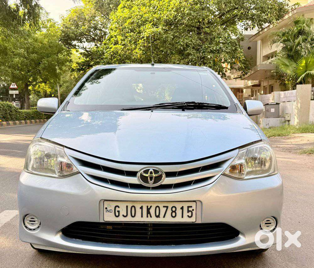 Toyota Etios Liva 2011-2012 G, 2012, Petrol