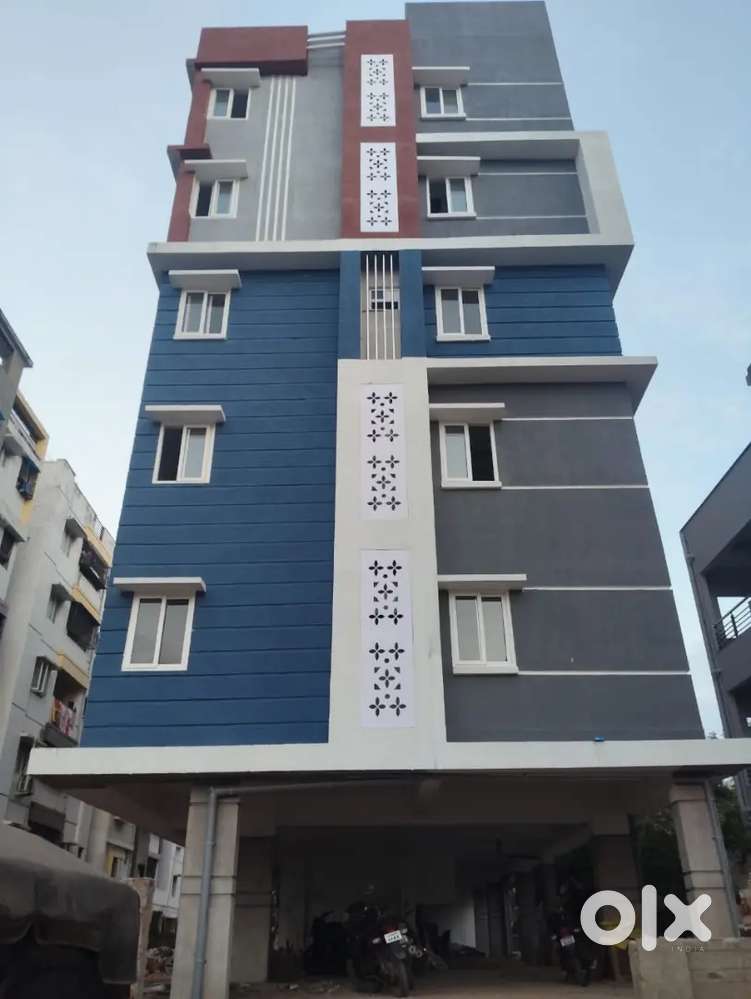 3BHK flat at low price in madurawada flat@ near highway 200m