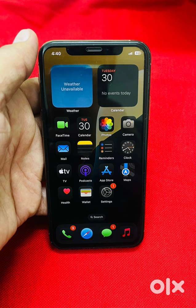 iPhone XS 64GB – Fully Functional  Only Cosmetic Back Crack
