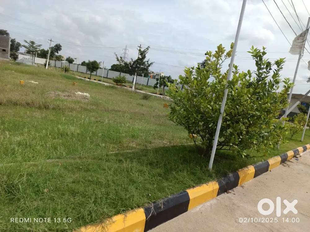 Lands and Villas