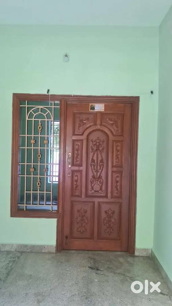 Rented house near Mahatma Gandhi Metriculation school,