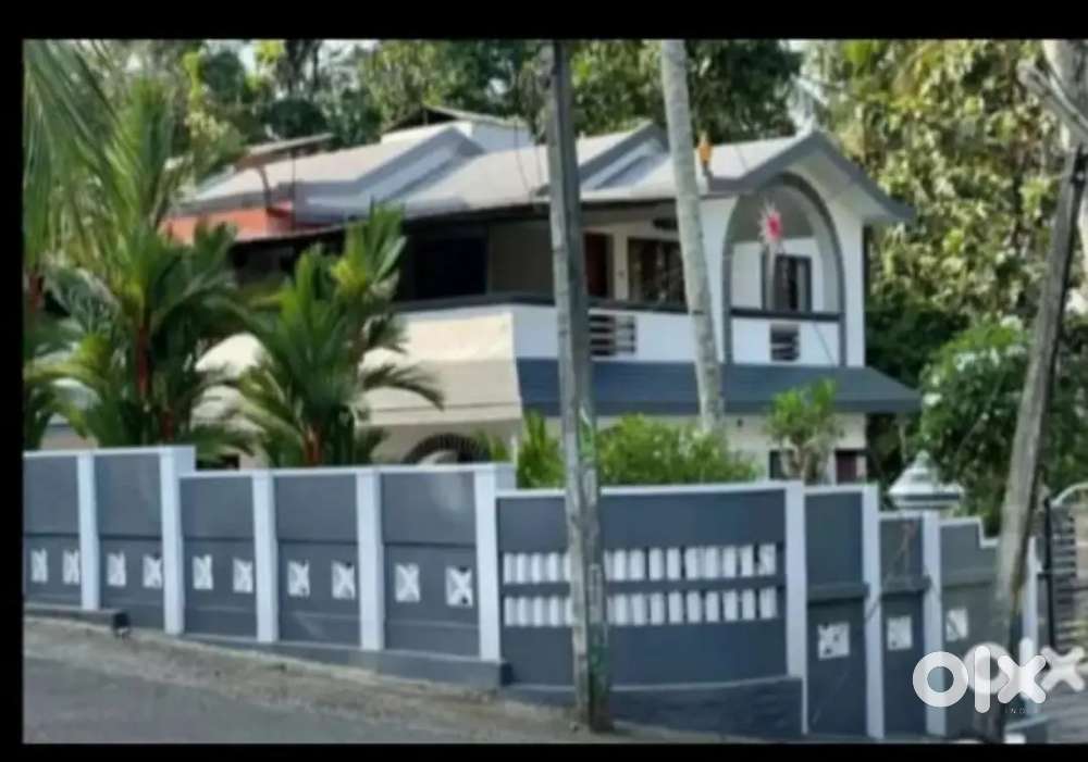 Well maintained 1st Floor Individual House 2BHK for Compact family