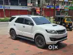 Toyota Fortuner 2015