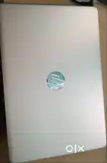 HP 15S RYZEN 3 - 8 GB RAM/512 GB SSD