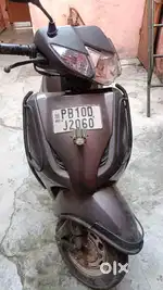 Honda Activa selling