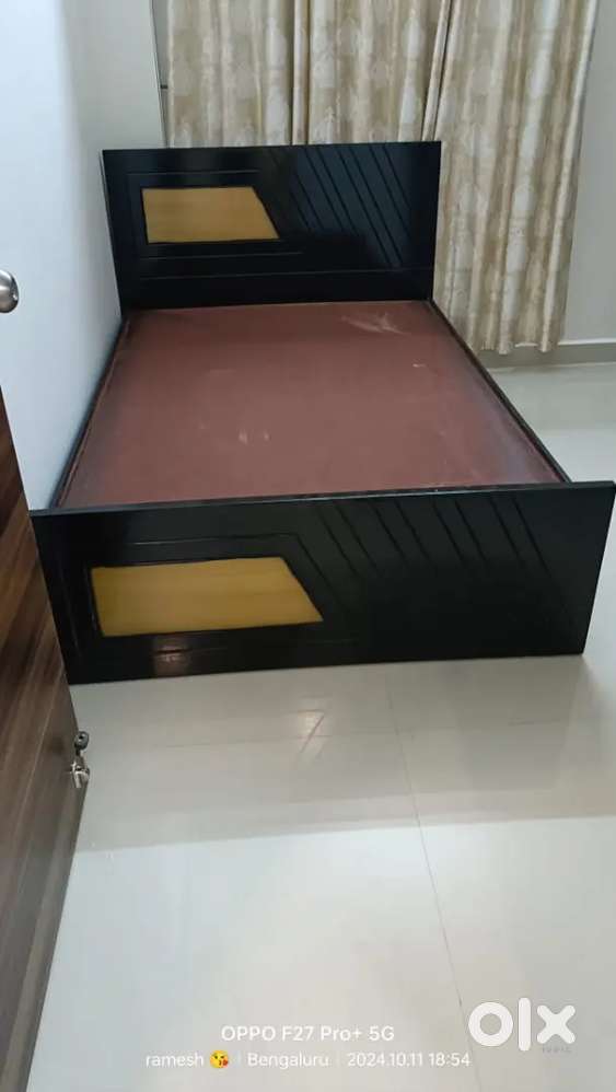 Direct factory price sale 4/6 cot at affordable price