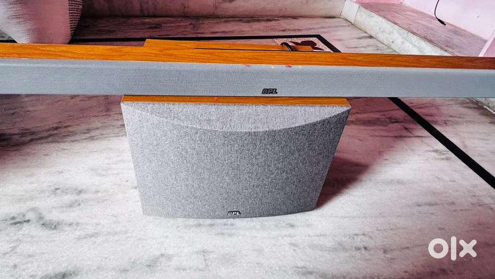 BPL CINEBAR RETRO STYLE SOUNDBAR & SUBWOOFER FOR SALE