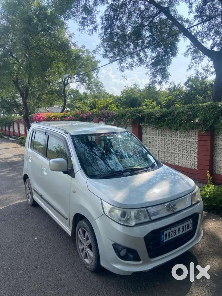 Maruti Suzuki Wagon R Stingray 2015 Petrol Well Maintained