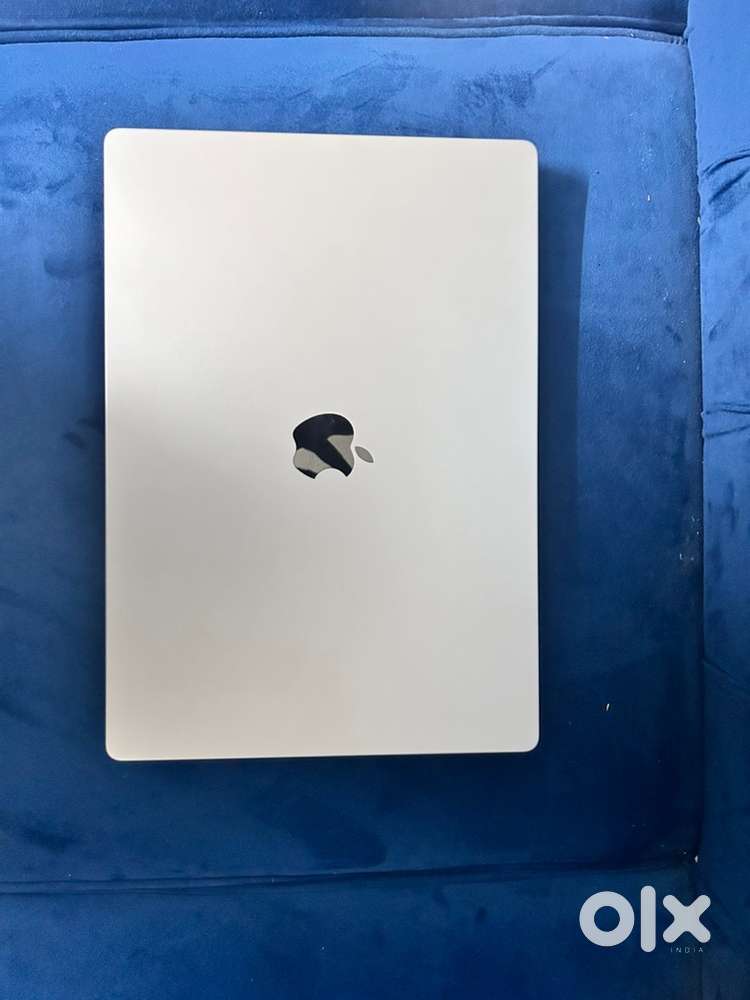Macbook pro M1 A2485 16inch  laptop
